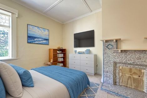 Photo of property in 2/134 Evans Bay Parade, Roseneath, Wellington, 6021