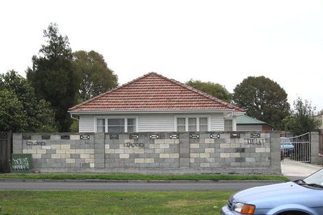 Photo of property in 153 Main North Road, Redwood, Christchurch, 8051
