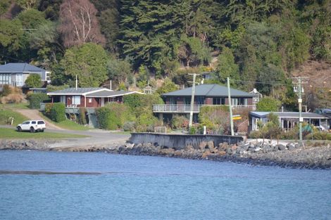 Photo of property in 832 Wainui Main Road, Wainui, Akaroa, 7582