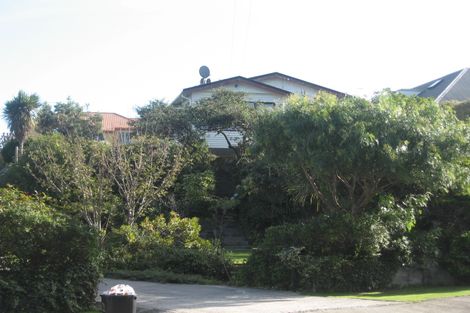 Photo of property in 17 Whanake Street, Titahi Bay, Porirua, 5022