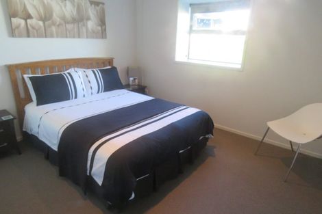 Photo of property in Boulder Apartments, 18 Buller Street, New Plymouth, 4310