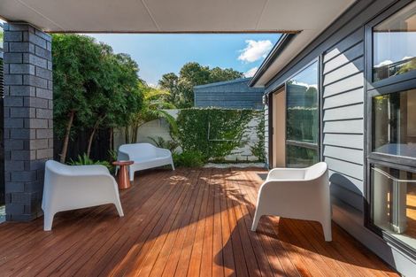 Photo of property in 19a Muir Avenue, Mangere Bridge, Auckland, 2022