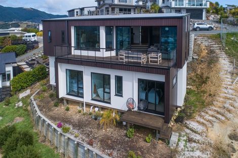 Photo of property in 13 Istana Place, Britannia Heights, Nelson, 7010