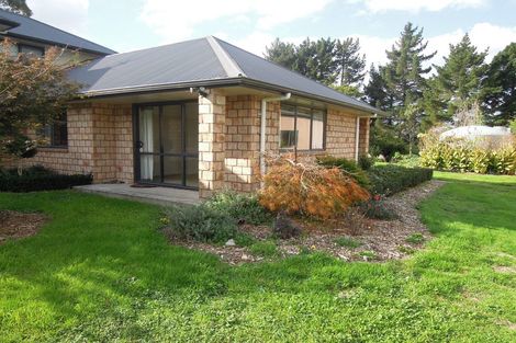 Photo of property in 124 Hall Road, Peacocke, Hamilton, 3282