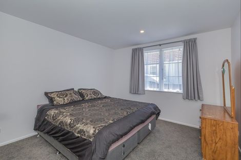 Photo of property in 51 Winchester Street, Levin, 5510