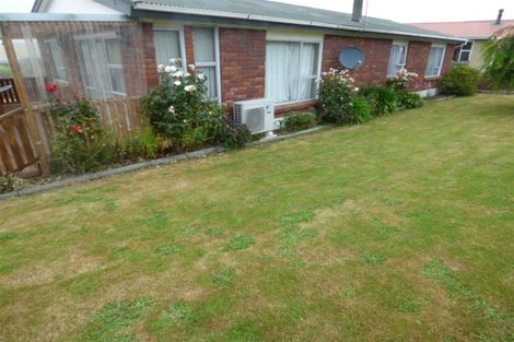 Photo of property in 32 Mcneil Street, Balclutha, 9230