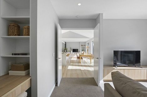 Photo of property in 73 Paparoa Street, Papanui, Christchurch, 8053