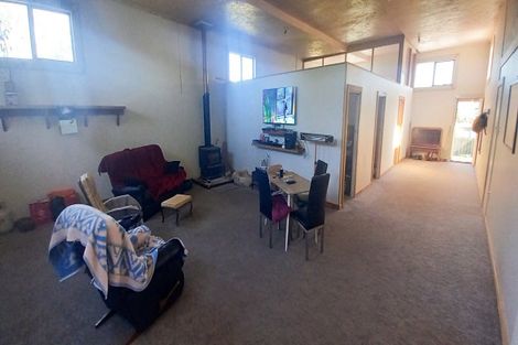 Photo of property in 23 Sneyd Street, Tuatapere, 9620