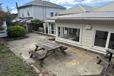 Photo of property in 37 Ara Paiwhenua, Tawa, Wellington, 5028
