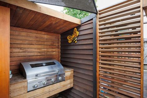 Photo of property in 172 Park Road, West End, Palmerston North, 4410