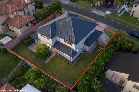 Photo of property in 12 Chard Place, Flat Bush, Auckland, 2016