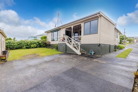 Photo of property in 90 Forest Lake Road, Forest Lake, Hamilton, 3200