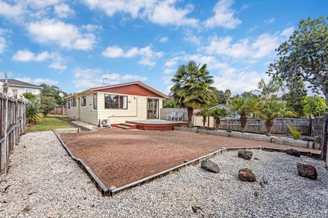 Photo of property in 12 Pisces Road, Glen Eden, Auckland, 0602