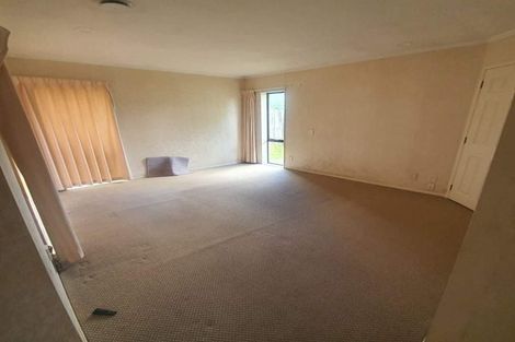 Photo of property in 1/1 Britannia Place, Half Moon Bay, Auckland, 2012