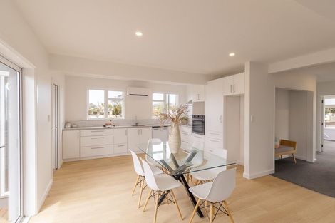 Photo of property in 65 Shortland Street, Wainoni, Christchurch, 8061