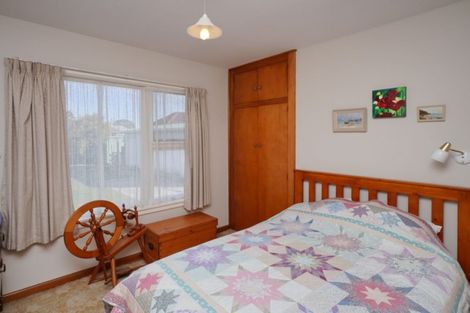 Photo of property in 98 Bickerton Street, Wainoni, Christchurch, 8061