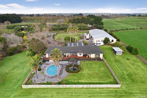 Photo of property in 271 Clarks Beach Road, Clarks Beach, Pukekohe, 2679