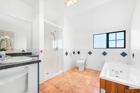 Photo of property in 9 Wilford Street, Woburn, Lower Hutt, 5011