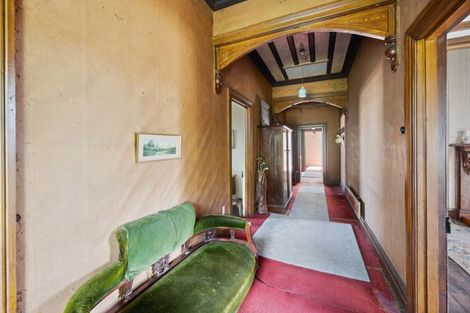 Photo of property in 1420 Karamu Road North, Mayfair, Hastings, 4122