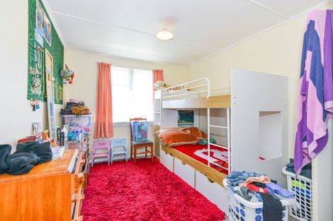 Photo of property in 406 Huia Street, Camberley, Hastings, 4120