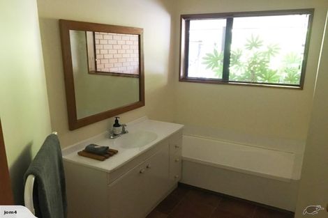 Photo of property in 11 Happy Home Road, Westmorland, Christchurch, 8025