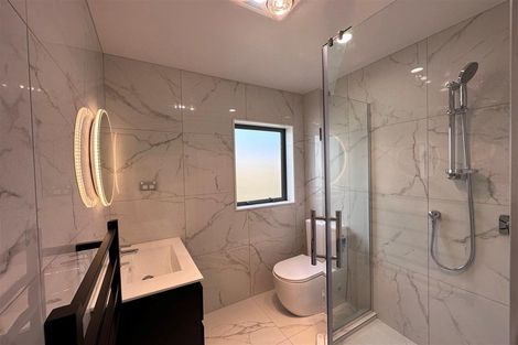 Photo of property in 16 Fredrick Hanson Road, Papakura, 2110