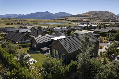 Photo of property in 37 Mcadam Drive, Jacks Point, Queenstown, 9371