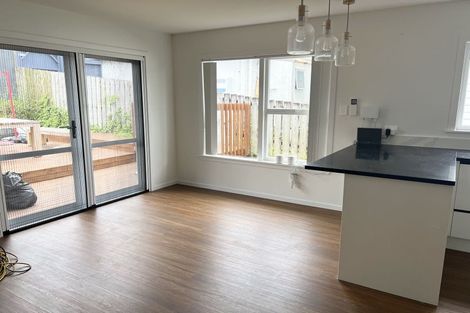 Photo of property in 640 Beach Road, Browns Bay, Auckland, 0630