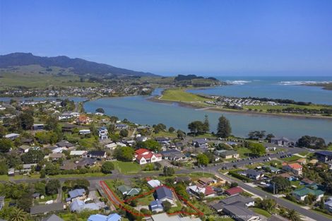 Photo of property in 18 Stewart Street, Raglan, 3225