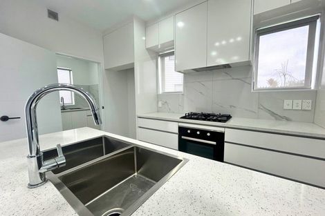 Photo of property in 2a Marinich Drive, Ranui, Auckland, 0612