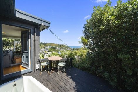 Photo of property in 39 Hudson Street, Island Bay, Wellington, 6023