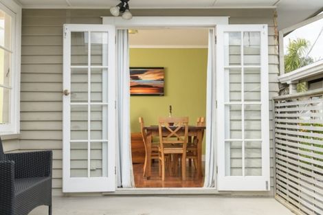 Photo of property in 94a Valley Road, Mount Maunganui, 3116