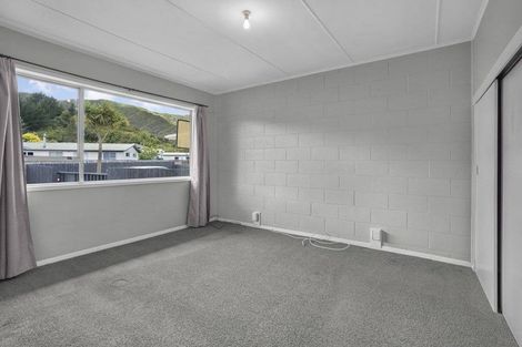 Photo of property in 13a Berkeley Road, Wainuiomata, Lower Hutt, 5014