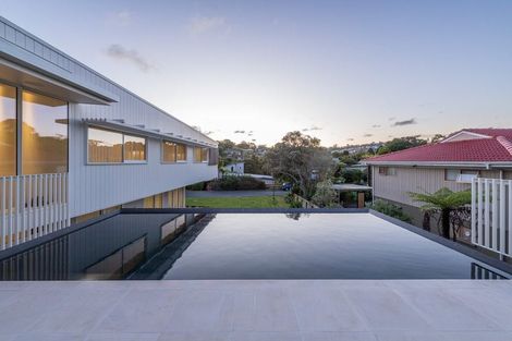 Photo of property in 5 Seaton Road, Murrays Bay, Auckland, 0630