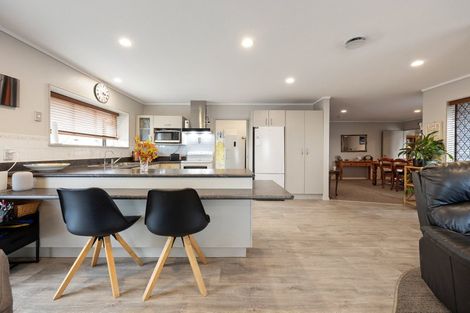 Photo of property in 46 Lansdowne Crescent, Glenview, Hamilton, 3206