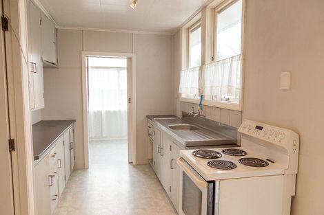 Photo of property in 9 Rangipoia Place, Turangi, 3334