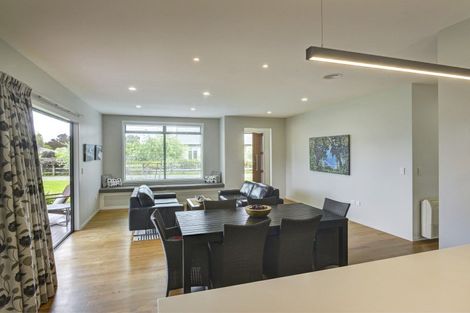 Photo of property in 40b Richmond Road, Carterton, 5713