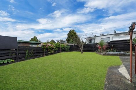 Photo of property in 5 Kavanagh Place, Opaheke, Papakura, 2113