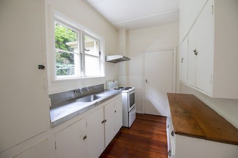 Photo of property in 47-47a Milton Road, Bluff Hill, Napier, 4110