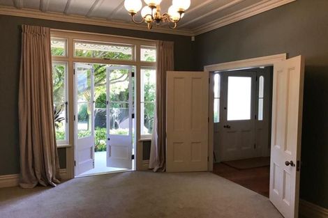 Photo of property in 34 Albert Road, Devonport, Auckland, 0624