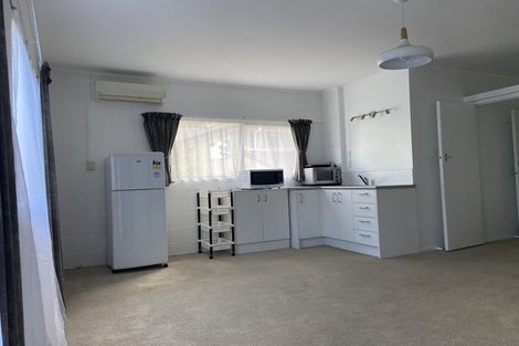 Photo of property in 124 Manuka Road, Bayview, Auckland, 0629