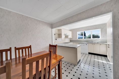 Photo of property in 38 Murray Avenue, Hawera, 4610