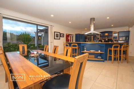 Photo of property in 8 Tuhua Lane, Brown Owl, Upper Hutt, 5018