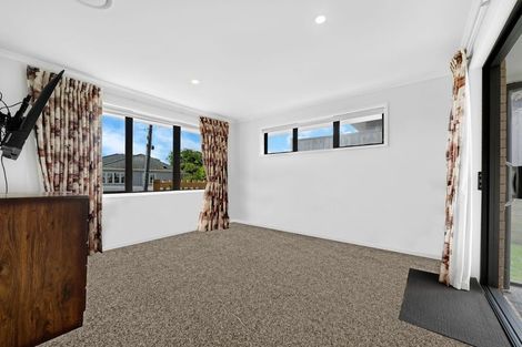 Photo of property in 12 Leathem Crescent, Pokeno, 2402