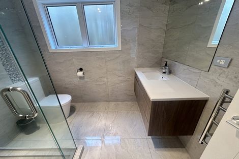 Photo of property in 34 Richards Avenue, Forrest Hill, Auckland, 0620