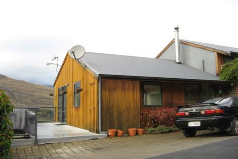Photo of property in 39 Woodlands Close, Queenstown, 9300