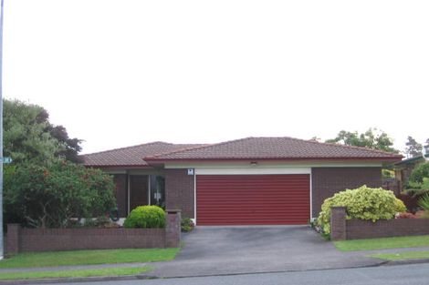Photo of property in 11 Palomino Drive, Henderson, Auckland, 0612
