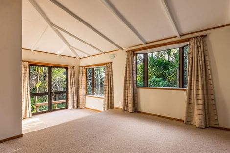 Photo of property in 72a Beach Road, Mellons Bay, Auckland, 2014