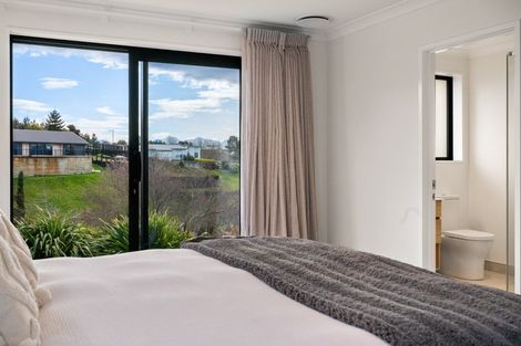 Photo of property in 19 Golf View Close, Fairhall, 7272