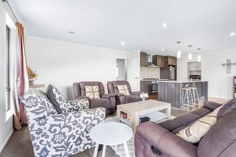 Photo of property in 64 Sirius Crescent, Rototuna North, Hamilton, 3210